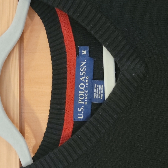 Polo Assn. Black acrylic sweater - Picture 2 of 3